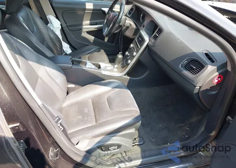 2011 Volvo S60 T6 from USA, damaged, VIN YV1902FH3B2003234